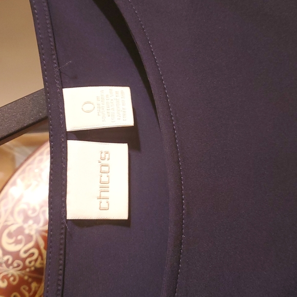 Chicos beekaboo sleeve navy blue top - Picture 2 of 6